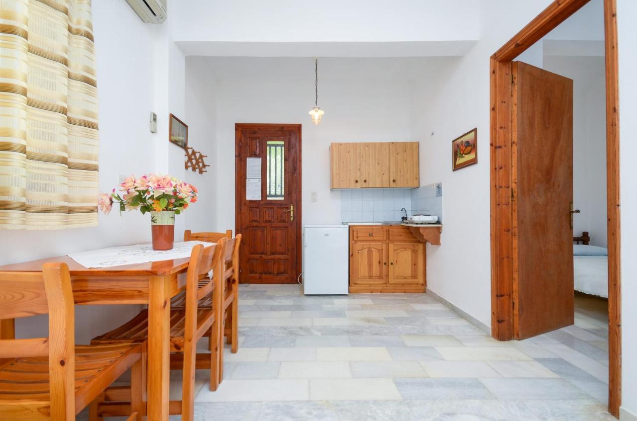 Kastrákion Golden Beach Glyfada Apartments מראה חיצוני תמונה